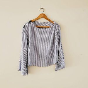 Zara Seersucker Flared Sleeve Zipper Accent Blouse